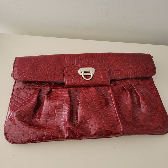 Dark red clutch/ crossbody - Picture 1 of 6
